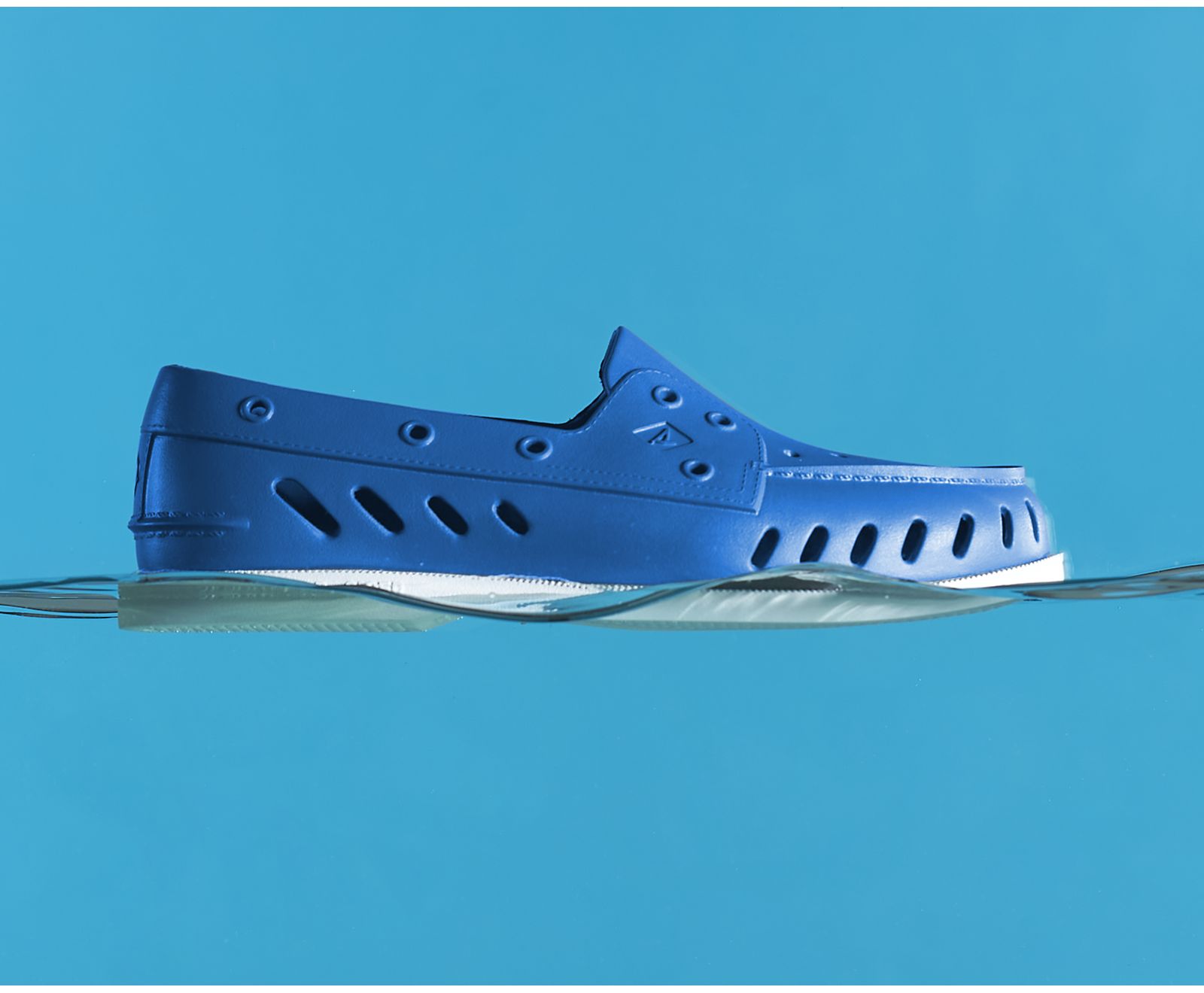 Men's Authentic Original Float Boat Shoe - Royal Blue