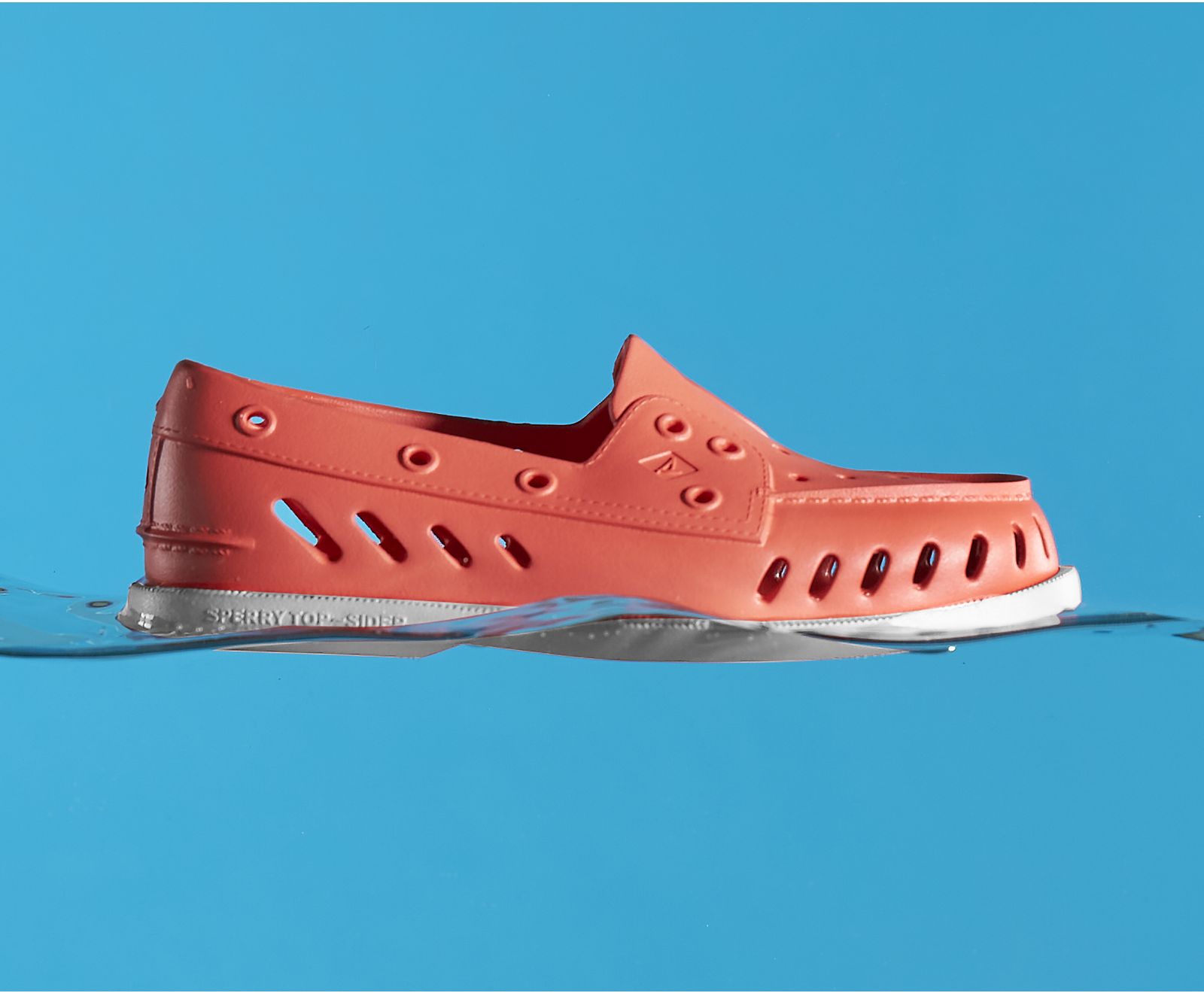 Women's Authentic Original Float Boat Shoe - Red - Click Image to Close