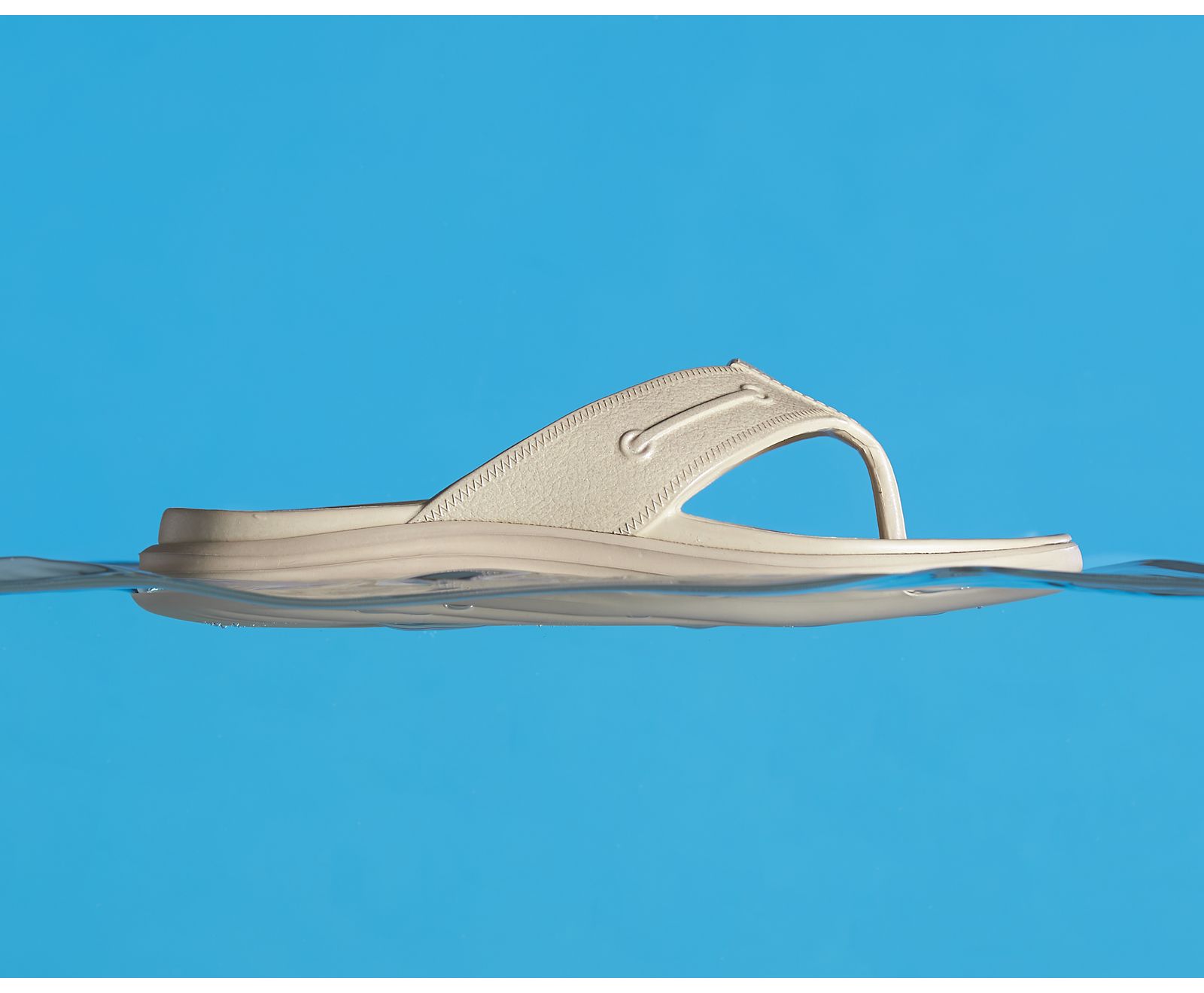 Women's Windward Float Flip Flop - Champagne