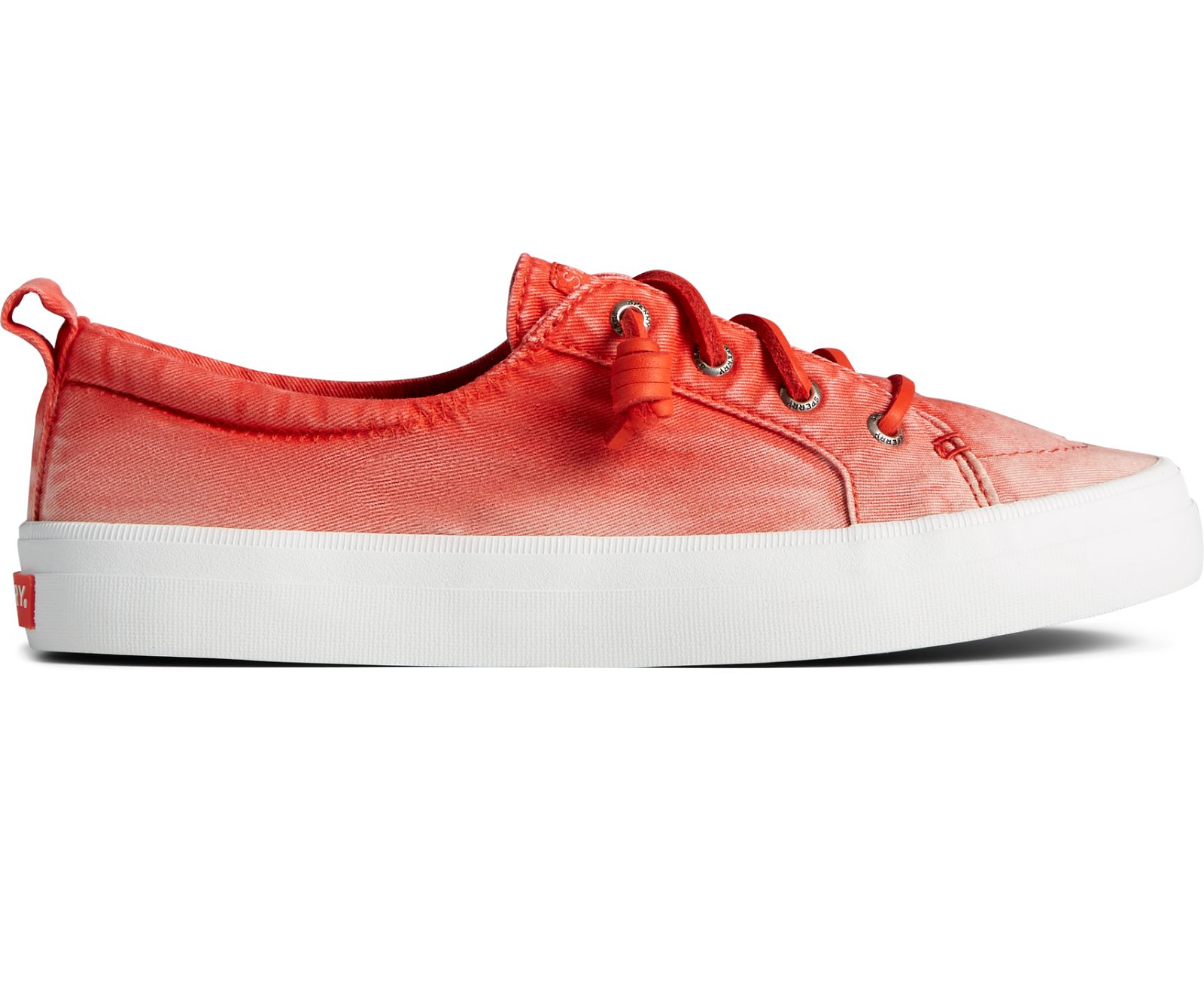 Women's Crest Vibe Ombre Sneaker - Red - Click Image to Close